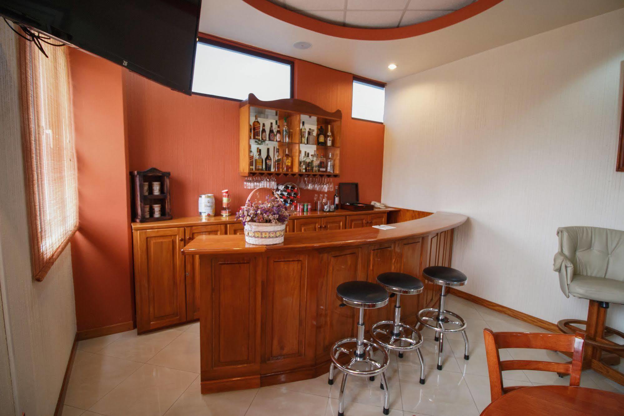 Hotel Anna Inn Olintepeque المظهر الخارجي الصورة